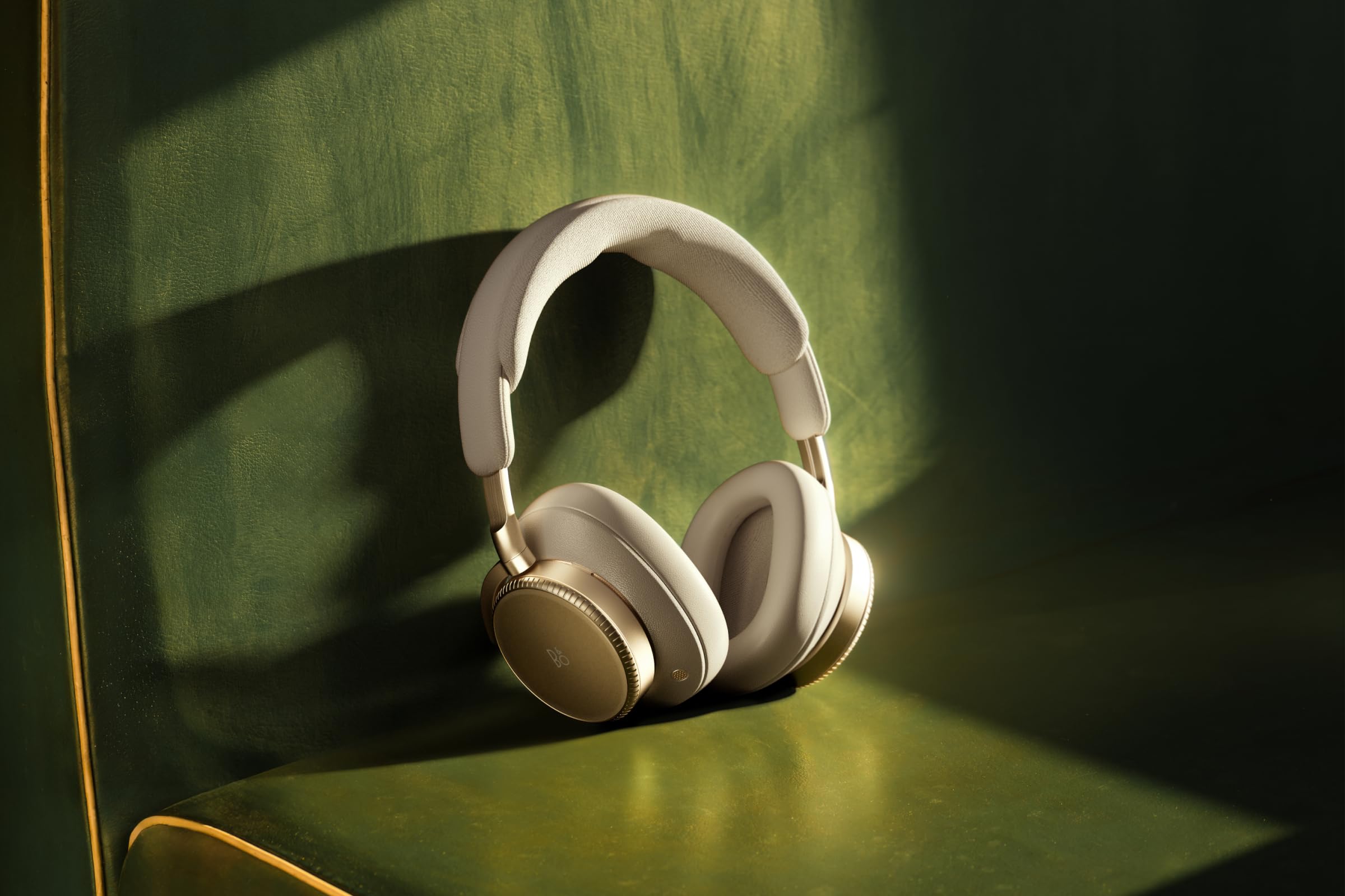 Premium Wireless Noise Cancelling Over-Ear Headphones