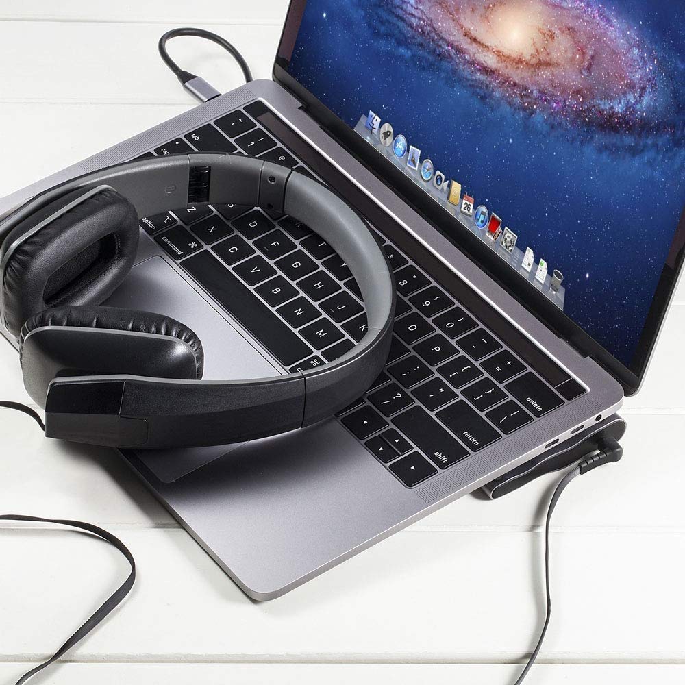 11-in-1 USB-C Docking Station with Dual Display & Ethernet