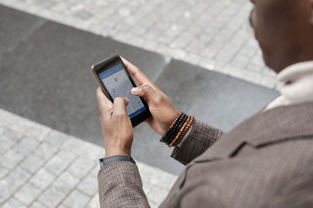 Smart Trackers & Locators